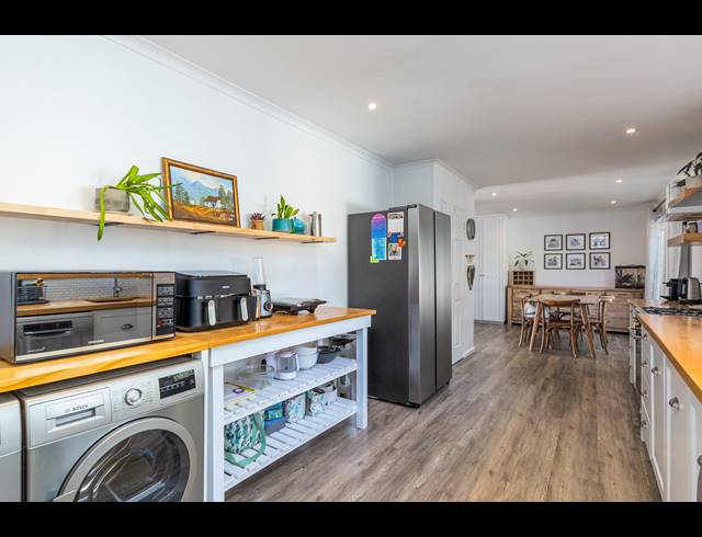 4 BEDROOM HOUSE FOR SALE IN FLAMINGO VLEI